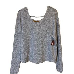Love Charm Super Soft Women's Gray Sweater NWT Size XL